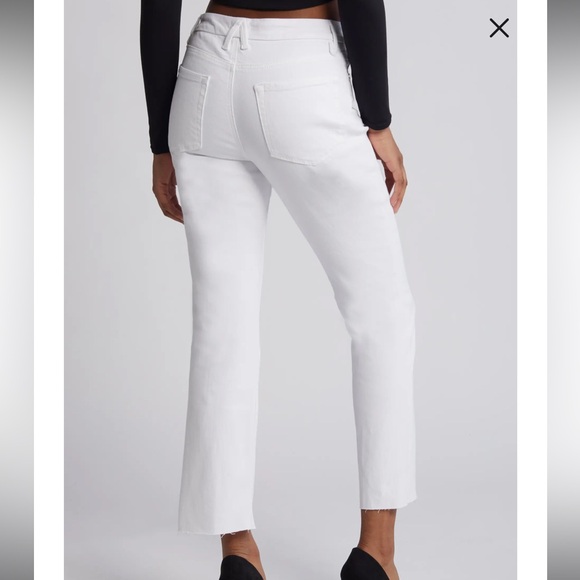 NWT Good Straight High Waist Raw Hem Straight Leg Jeans - Picture 2 of 3